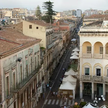 Tra I Vicoli Di Aci