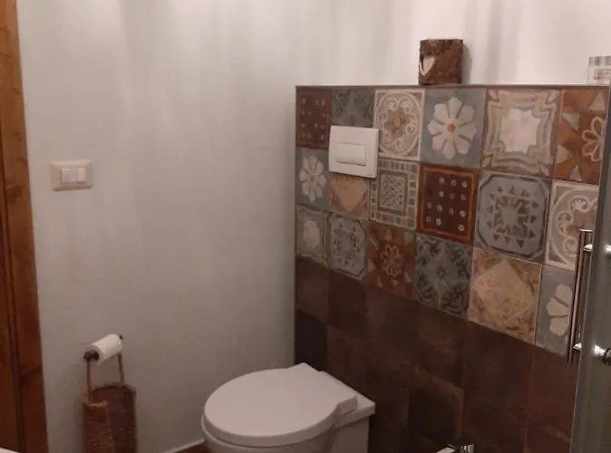 Tra I Vicoli Di Aci